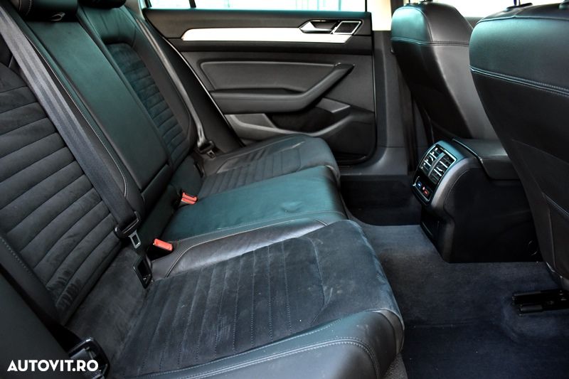 Volkswagen Passat - 17