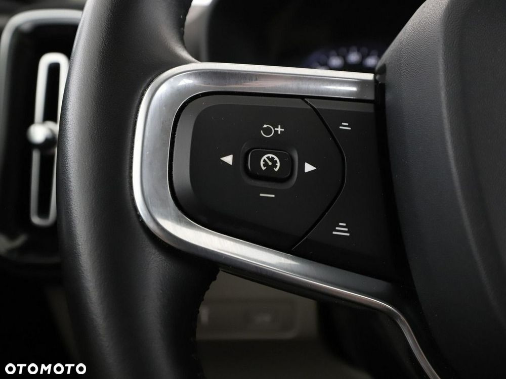 Volvo XC 40 D3 SCR Inscription - 34