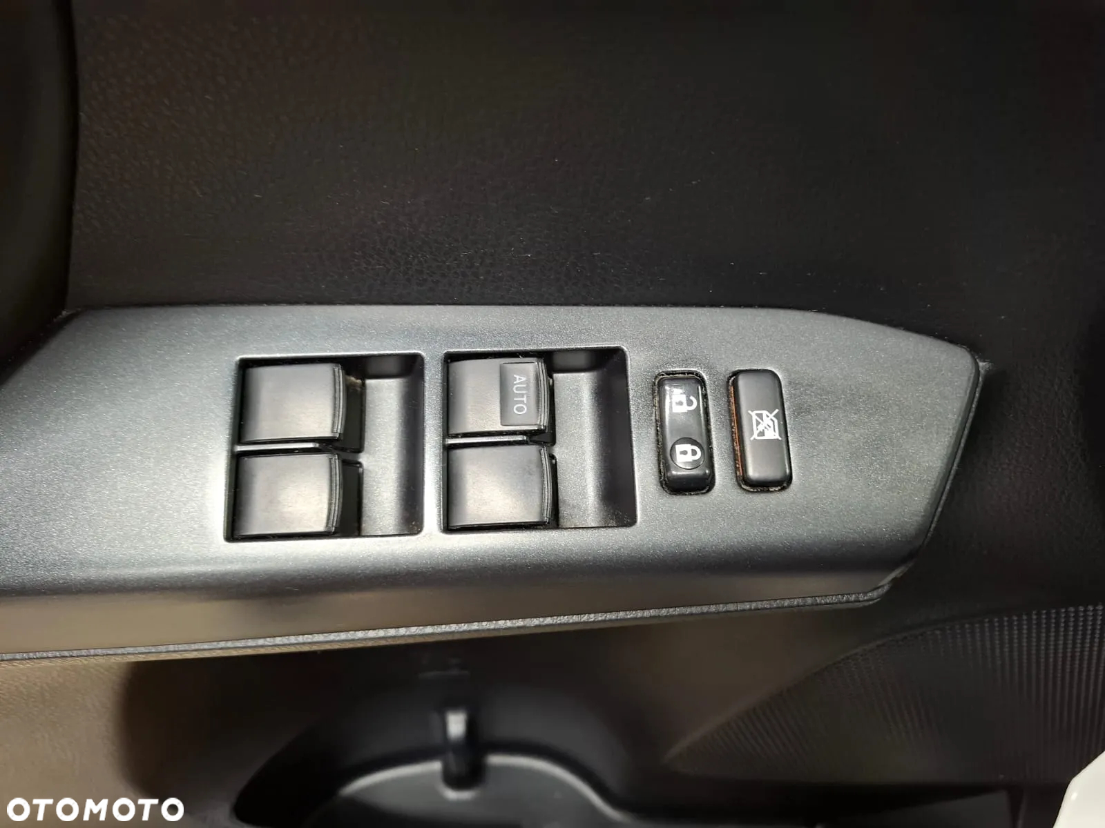 Toyota RAV4 Hybrid Selection 4x2 - 37