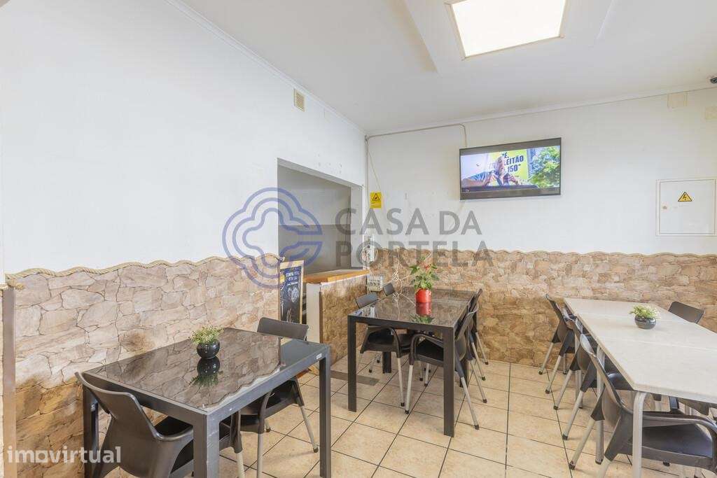 Vende-se espaço comercial com posibilidade de  transformação em habita - Grande imagem: 5/22