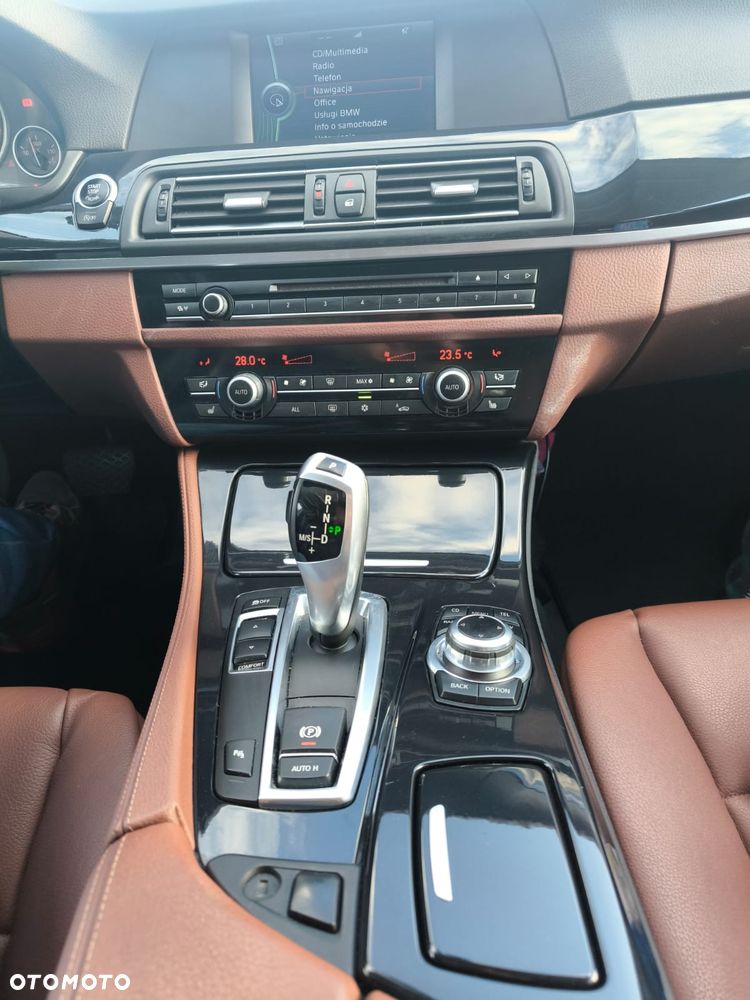 BMW Seria 5 520d - 5
