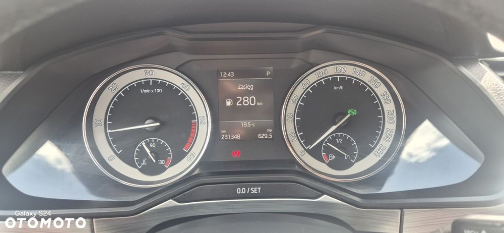 Skoda Superb 2.0 TDI SCR Style DSG - 10