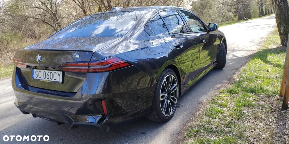 BMW Seria 5 520i mHEV - 3