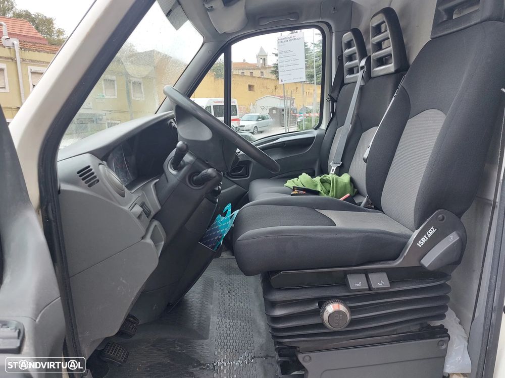 Iveco Iveco Daily 2.3 Diesel HKa 35 C Radstand 3300 - 7