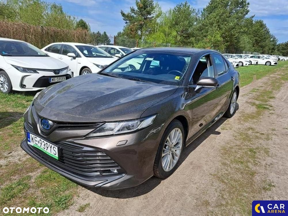 Toyota Camry - 3