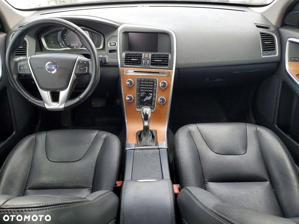 Volvo XC 60 - 10