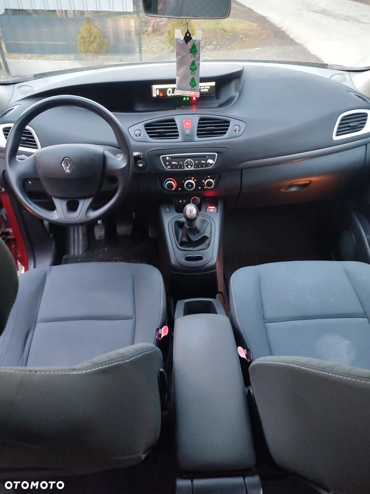 Renault Scenic 1.6 16V 110 Authentique - 19