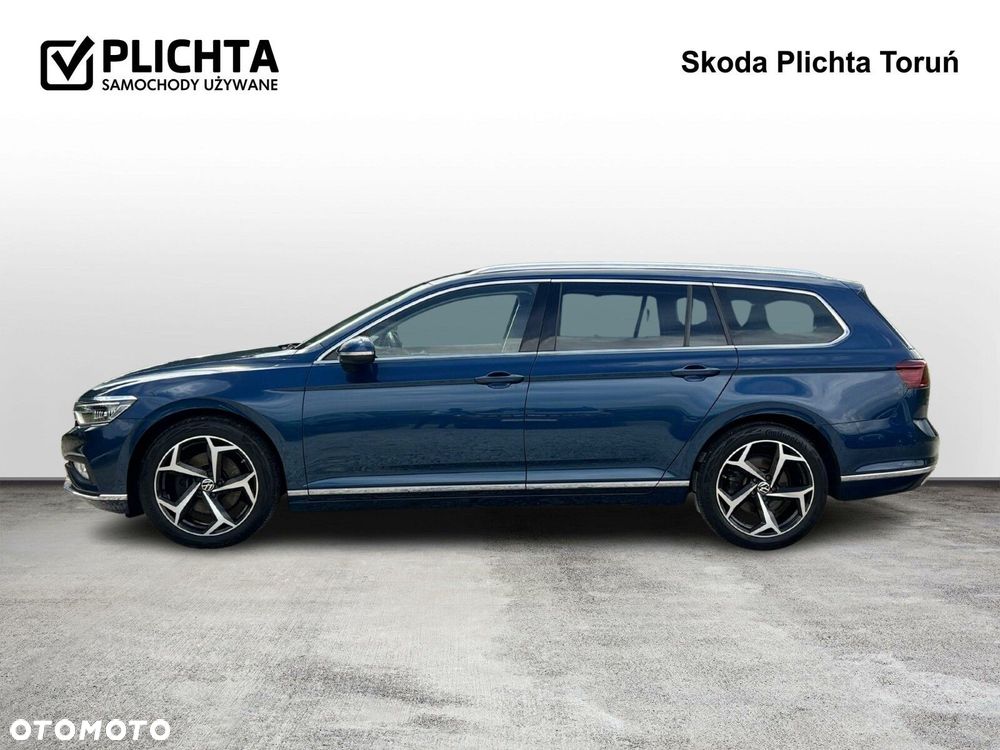 Volkswagen Passat - 2