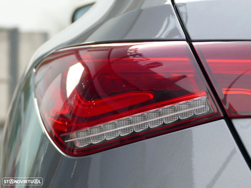 Mercedes-Benz CLA 250 e Shooting Brake Style Plus - 12