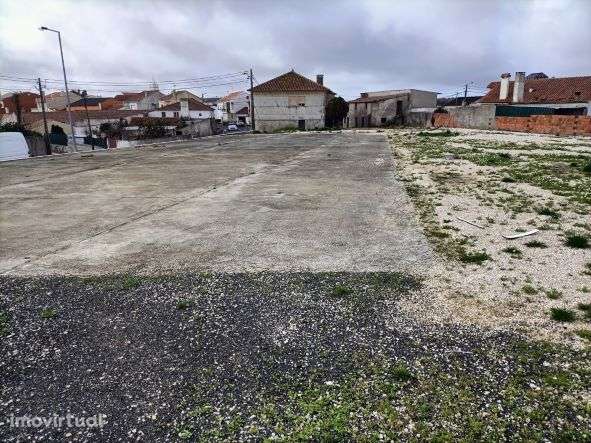 Terreno com Varias casas Cela Nova Alcobaça-Leiria - Grande imagem: 4/18
