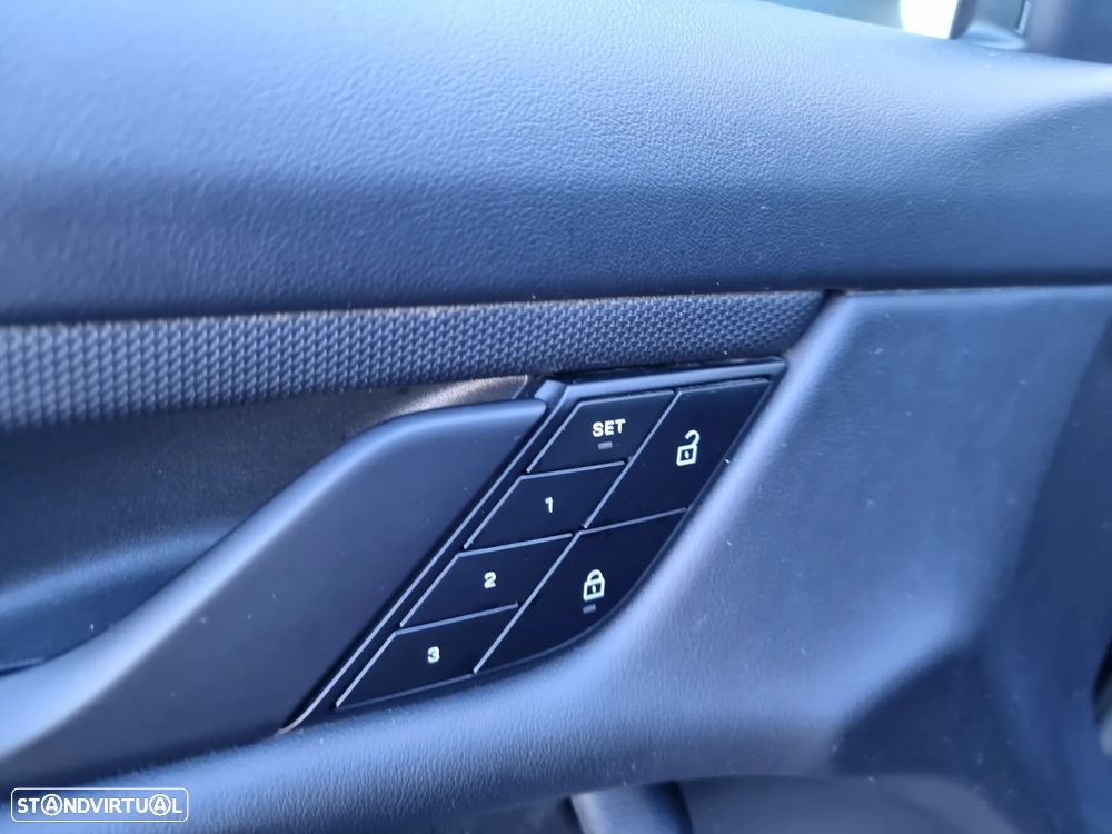 Porsche Taycan Sport Turismo Standard - 10