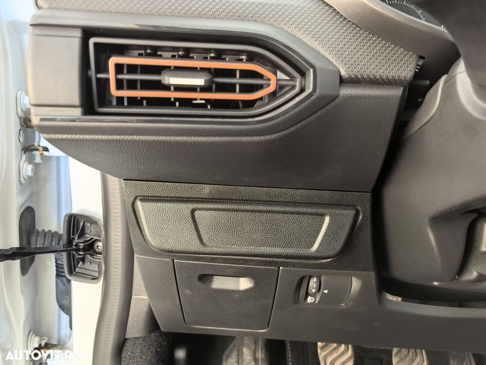 Dacia Sandero Stepway TCe 90 MT6 Essential - 15