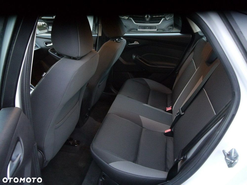 Ford Focus - 27