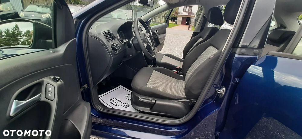 Volkswagen Polo - 6