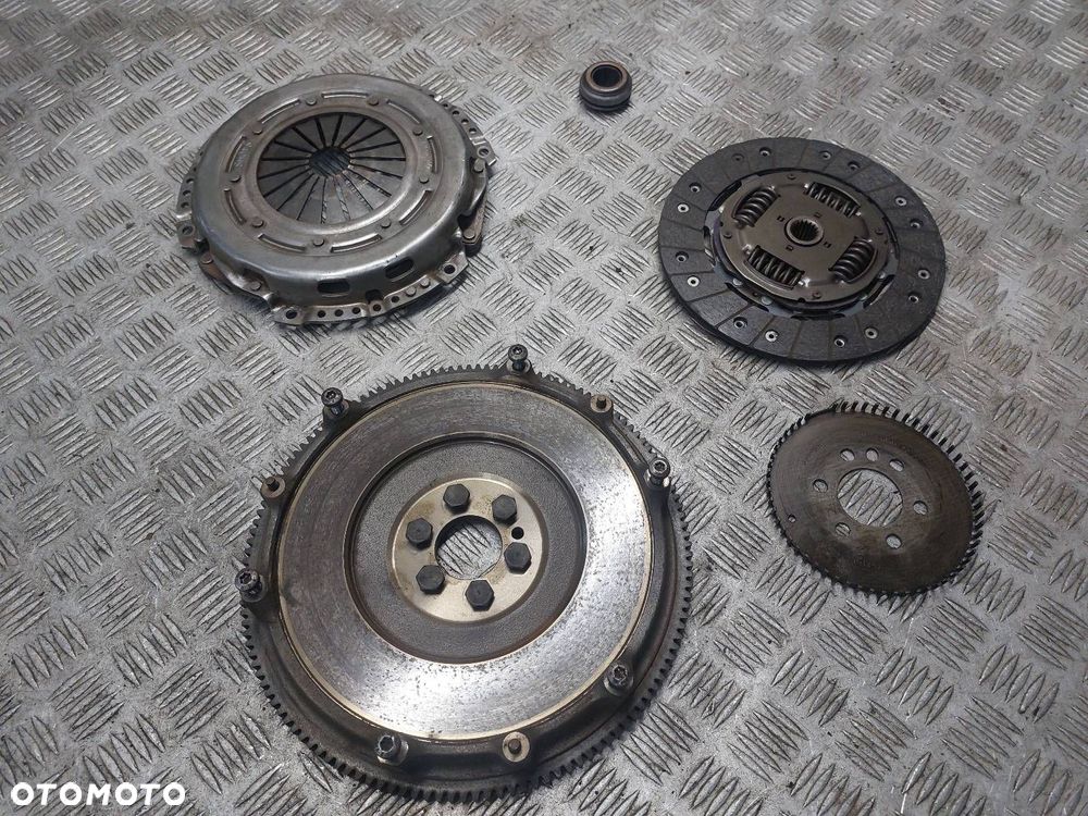 KOMPLETNE SPRZĘGŁO KOŁO ZAMACHOWE CITROEN C4 PICASSO I 1.6 VTI - 3