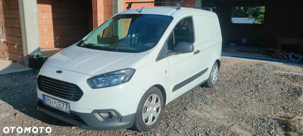 Ford Transit Courier - 3
