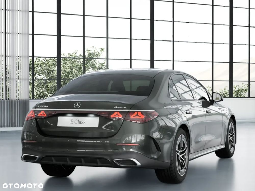Mercedes-Benz Klasa E 220 d 9G-TRONIC - 4