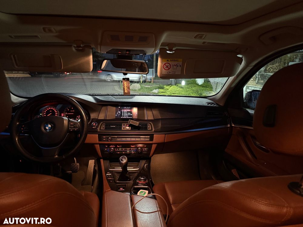BMW Seria 5 518d - 7