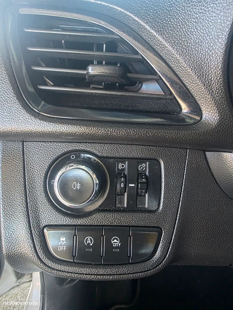 Opel Karl 1.0 Rocks - 29