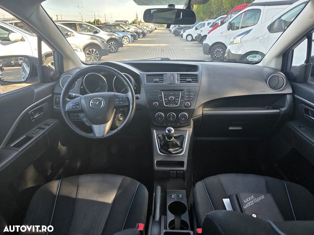Mazda 5 - 5