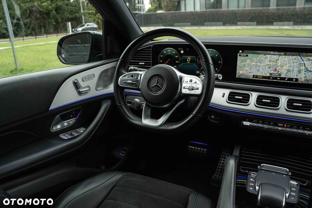 Mercedes-Benz GLE 300 d 4Matic 9G-TRONIC AMG Line - 21