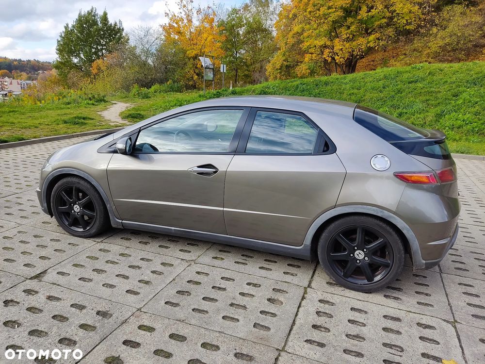 Honda Civic 1.8 Sport - 1