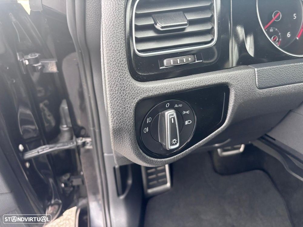 VW Golf 2.0 TDI GTD DSG - 19