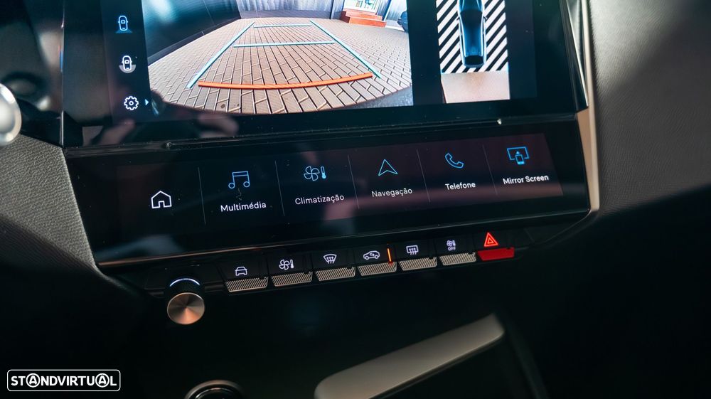 Peugeot 408 1.2 PureTech Allure EAT8 - 15