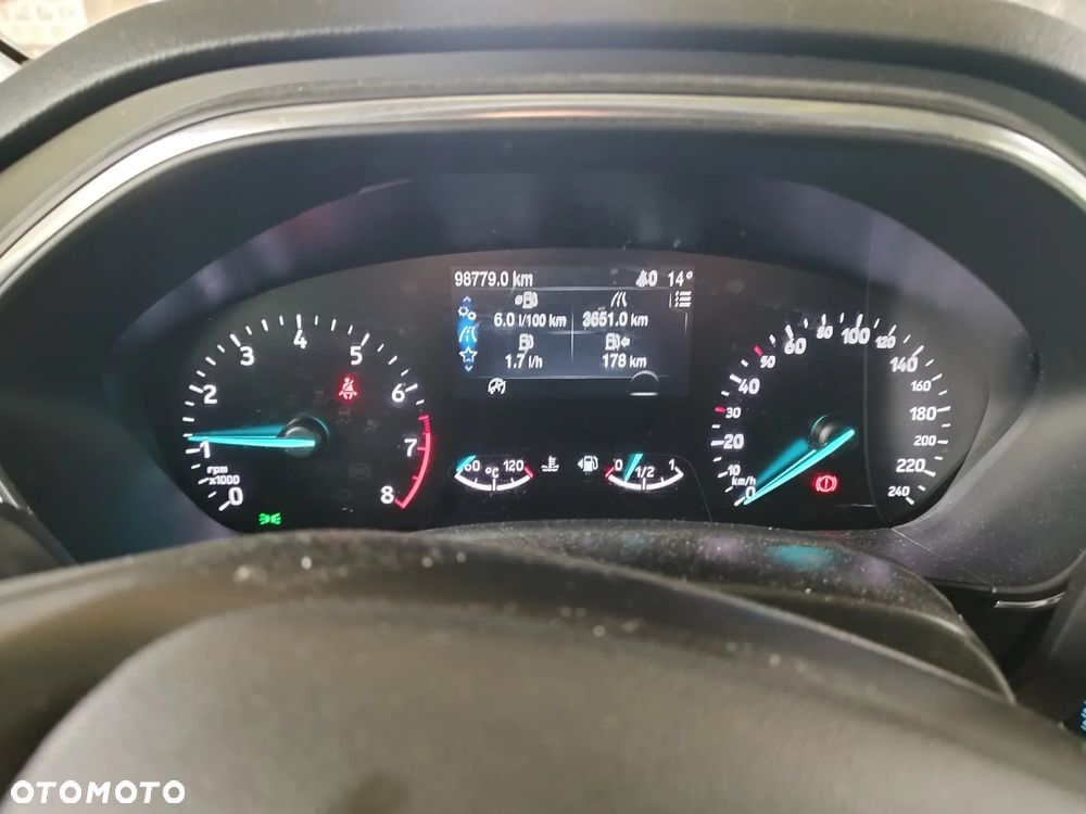 Ford Focus 1.0 EcoBoost Titanium X - 21