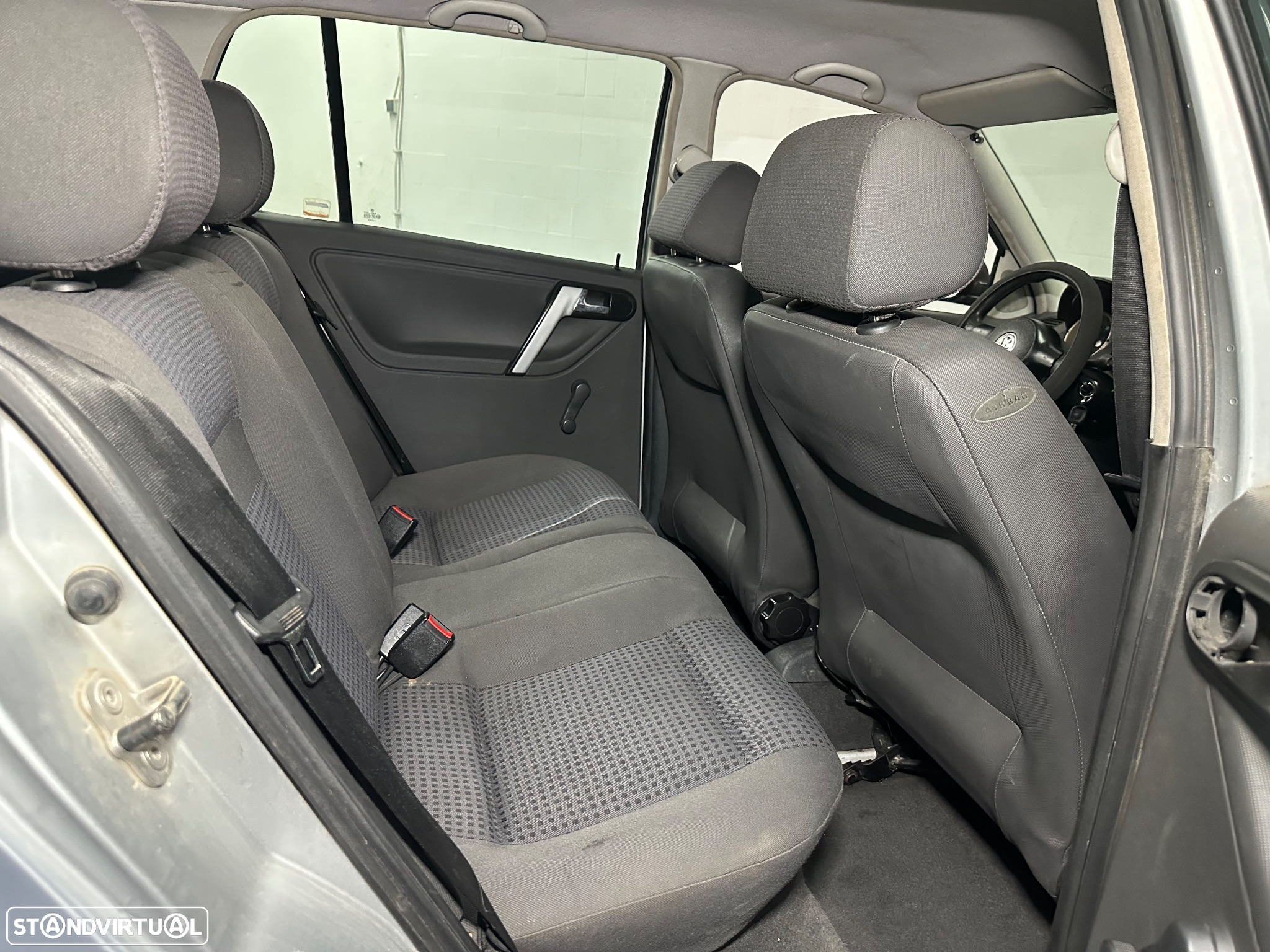 VW Polo 1.4 TDi Confortline ABS - 9