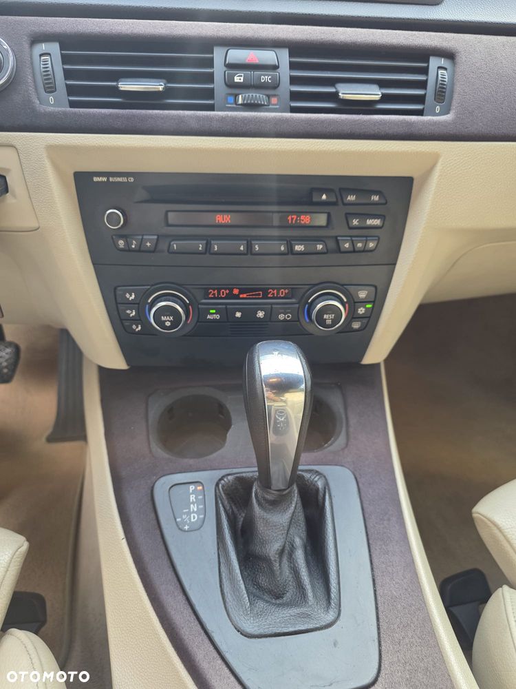 BMW Seria 3 - 16