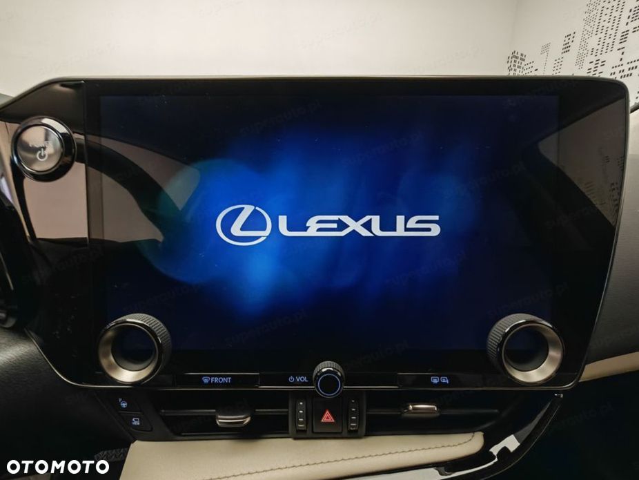 Lexus NX 350h Omotenashi AWD - 11