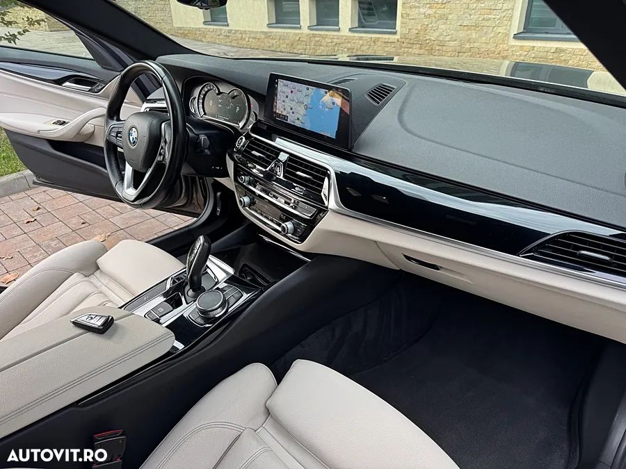 BMW Seria 5 520d Aut. Sport Line - 36