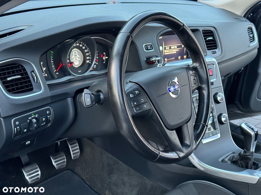 Volvo V60 - 18