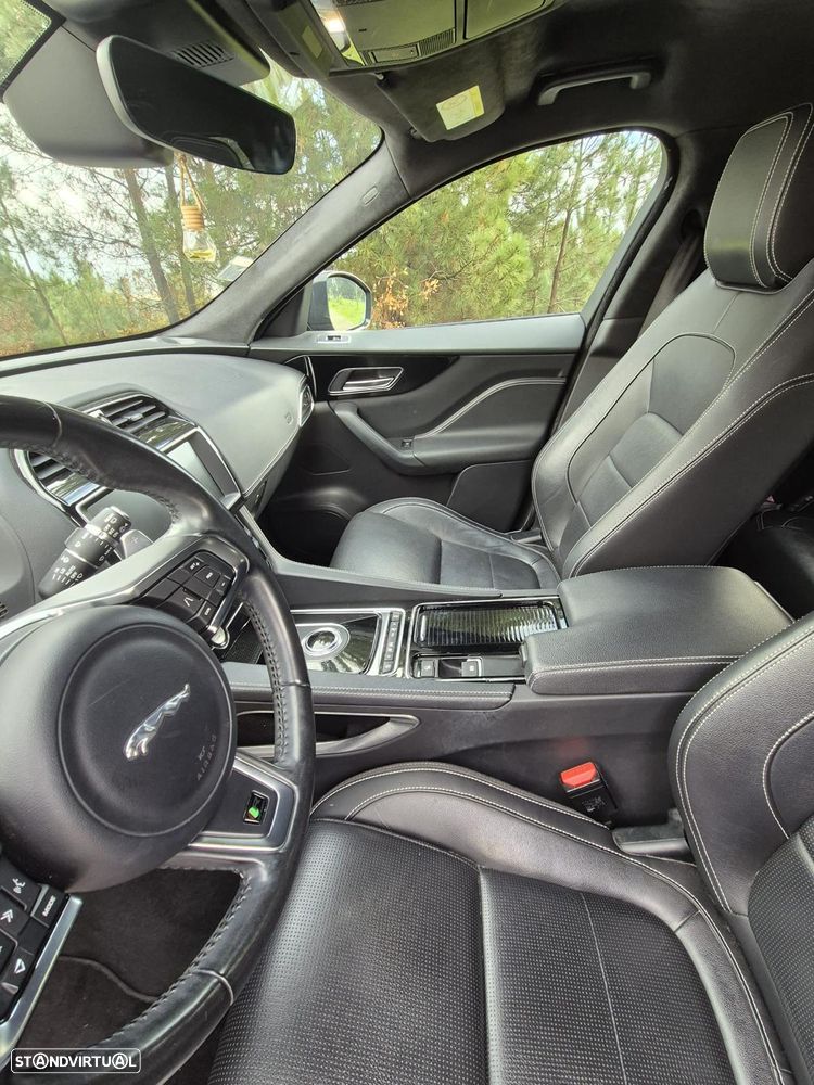 Jaguar F-Pace 2.0 i4D R-Sport Aut. - 12