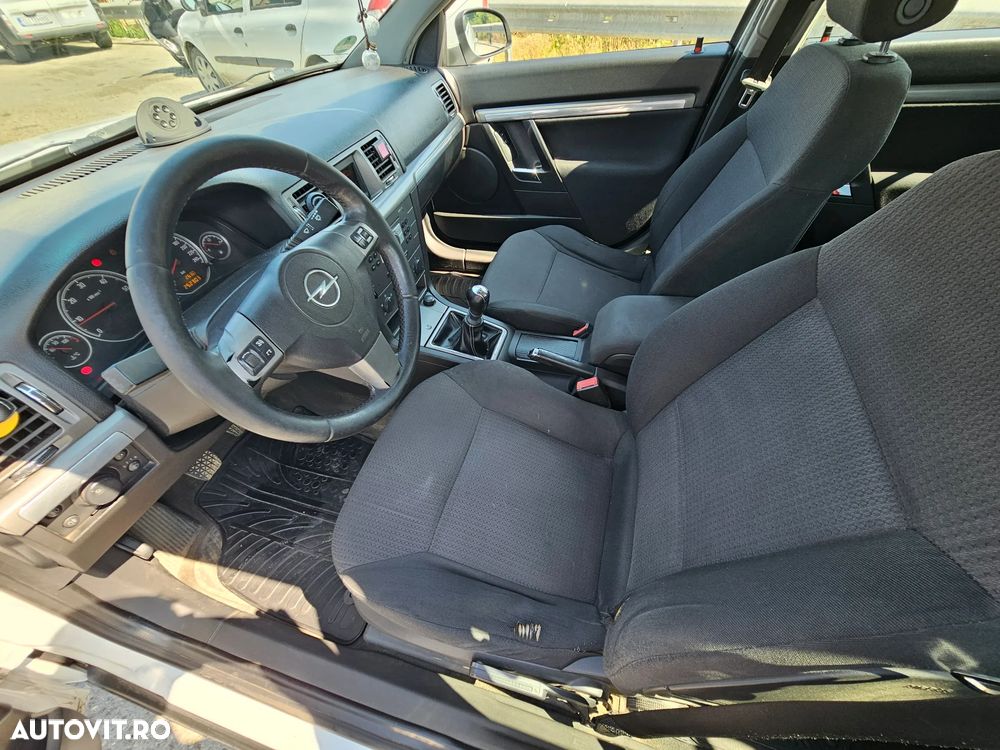 Opel Vectra 1.9 CDTI Essentia - 6