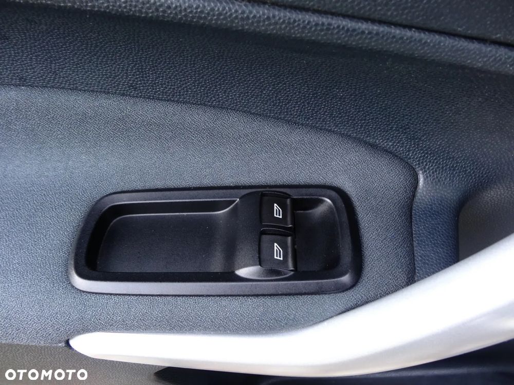 Ford Fiesta 1.25 Titanium EU5 - 28