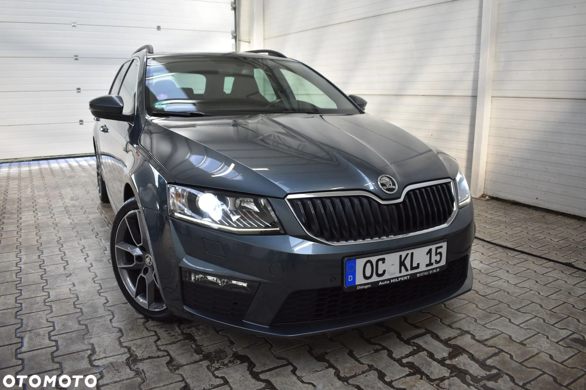 Skoda Octavia Combi 2.0 TSI (Green tec) RS - 2