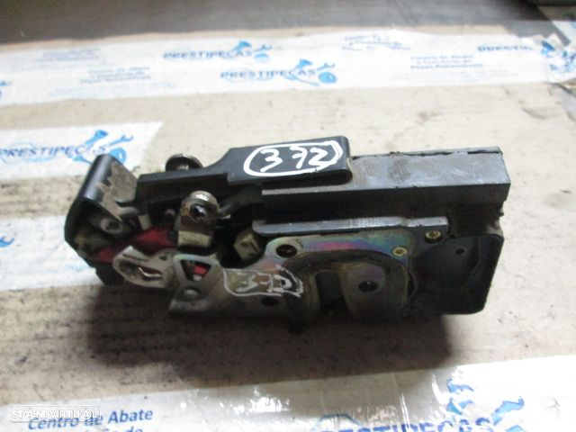 Fecho 16634325 OPEL FRONTERA B 2001 FE ELETRICO - 2