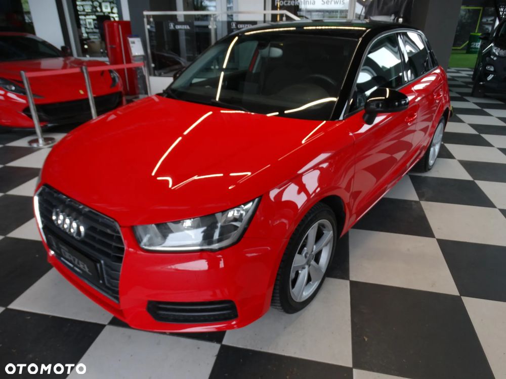 Audi A1 Sportback 1.4 TDI (ultra) S tronic design - 10