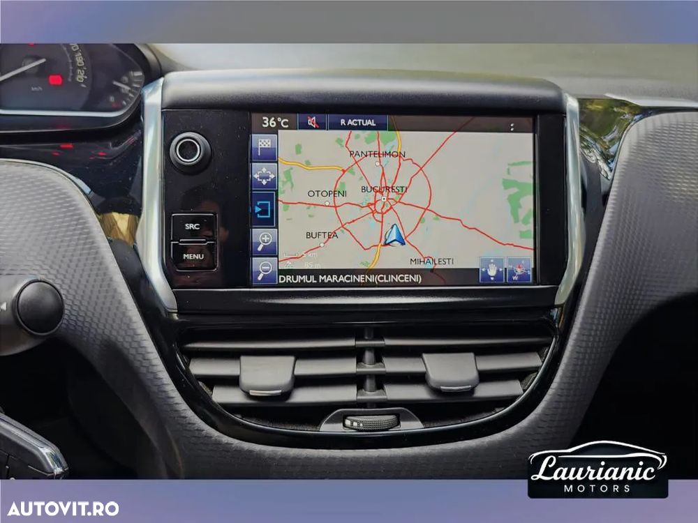 Peugeot 208 1.2 L PureTech Style - 31