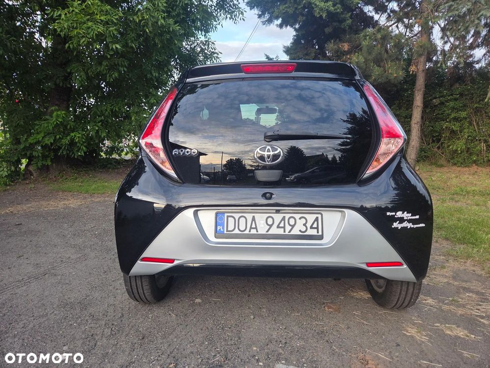 Toyota Aygo x-clusiv - 3