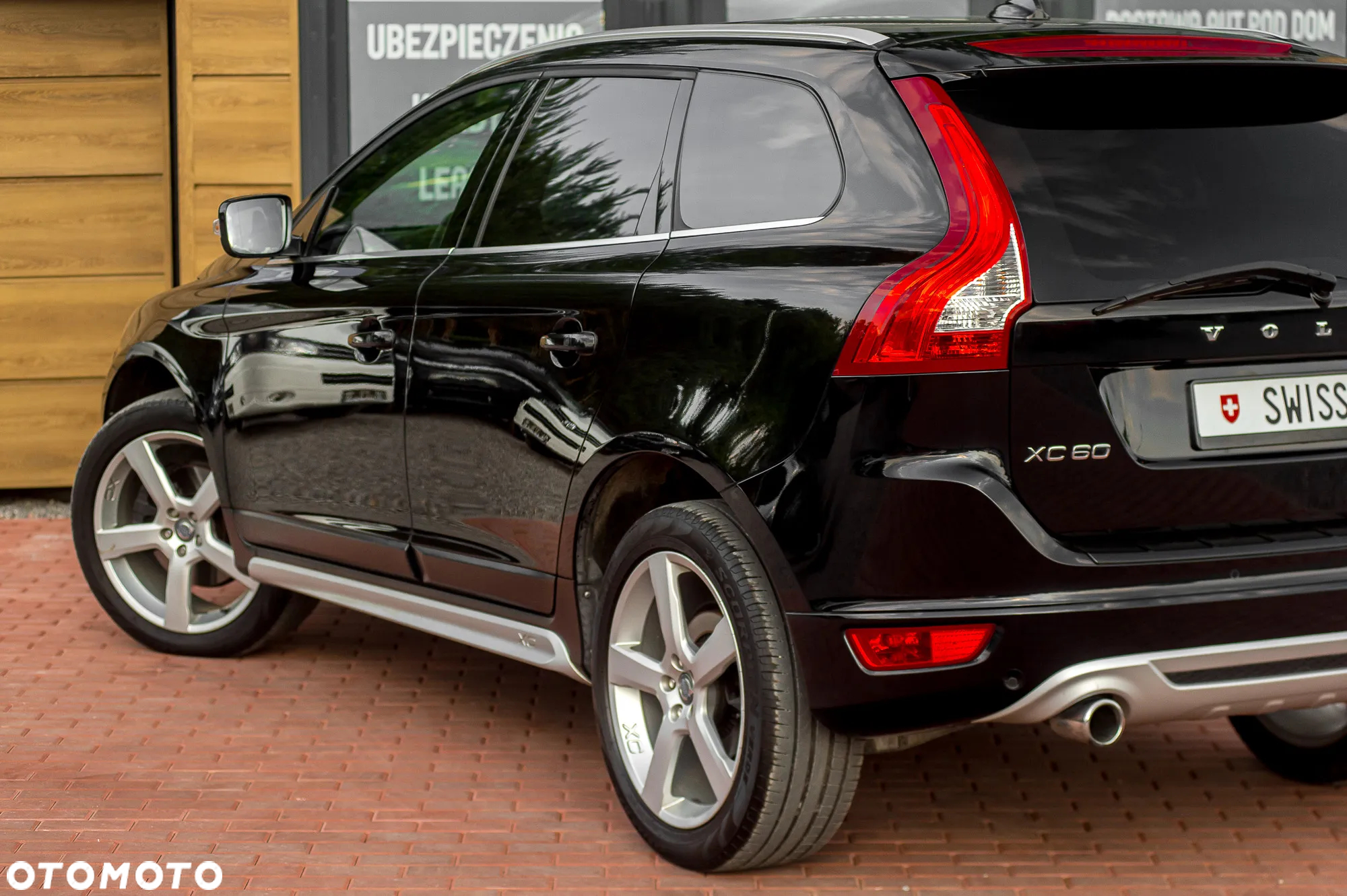 Volvo XC 60 D5 AWD RDesign - 8