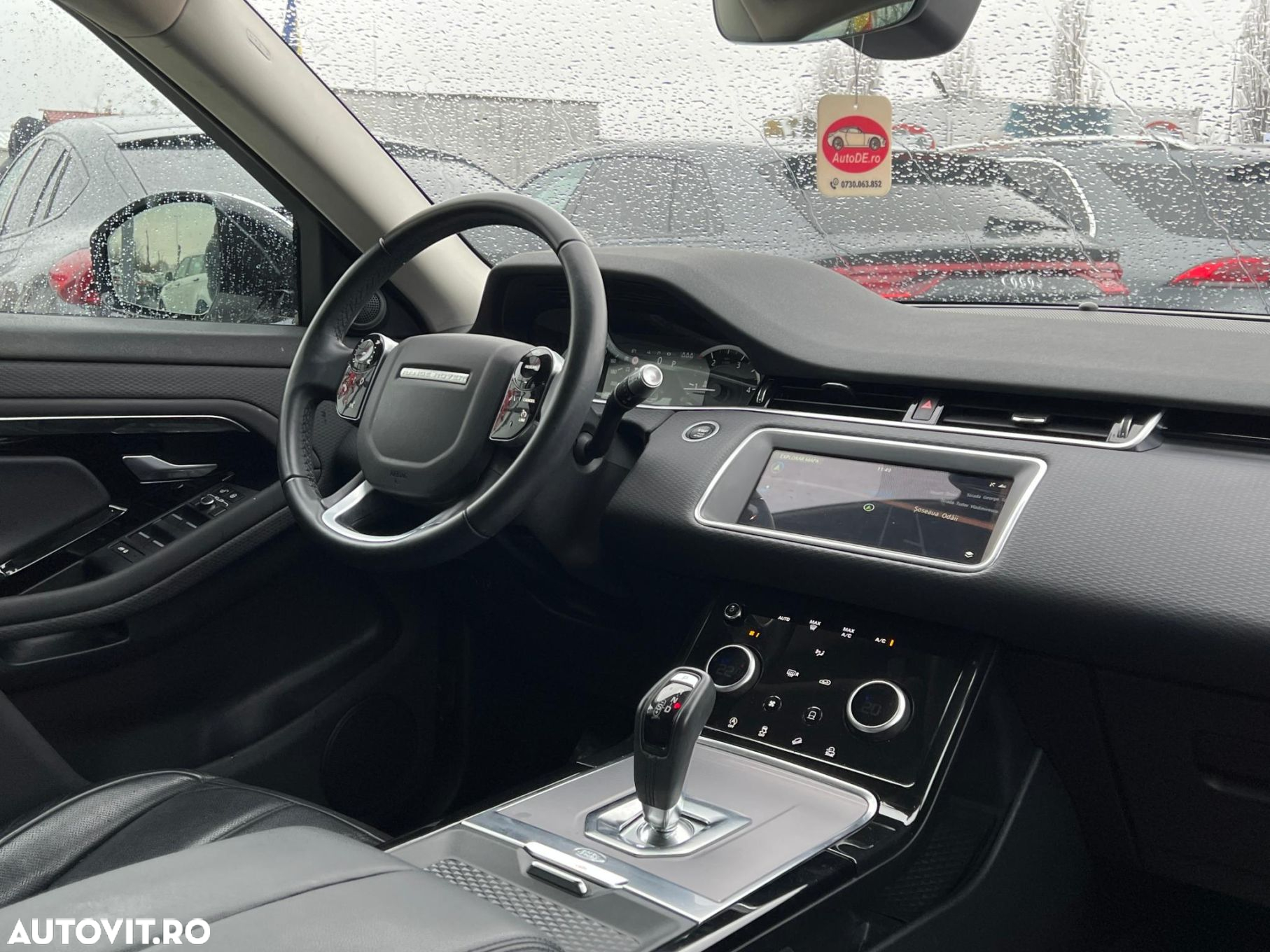 Land Rover Range Rover Evoque - 8