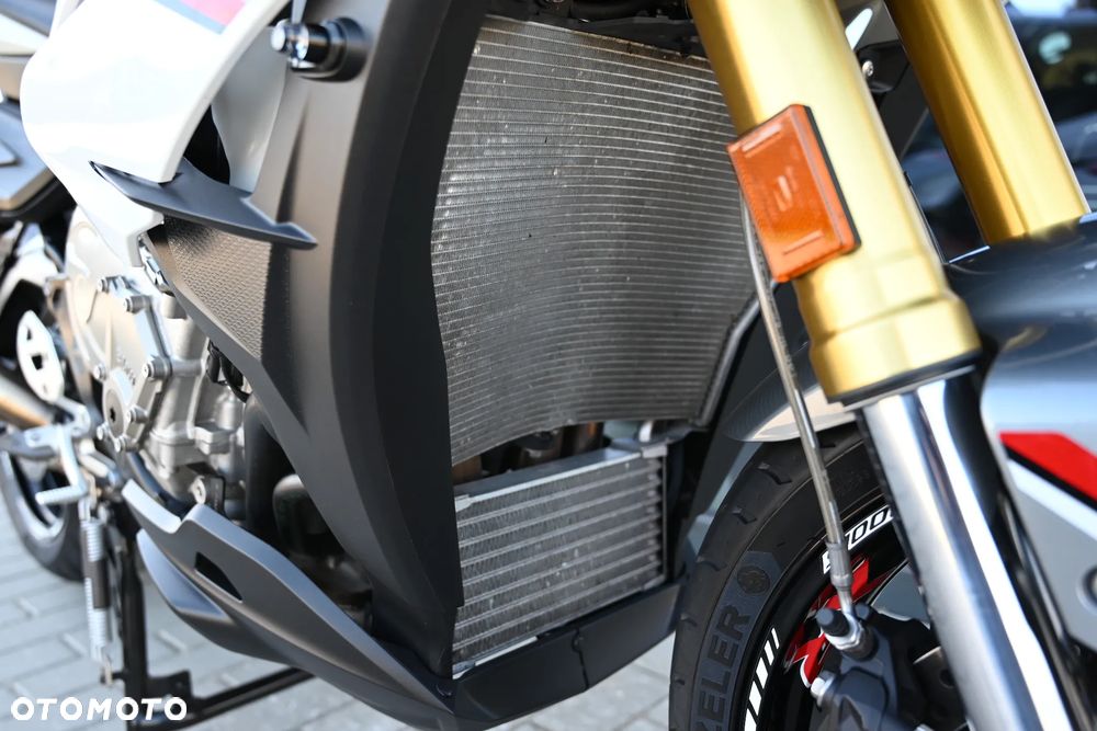 BMW XR - 29