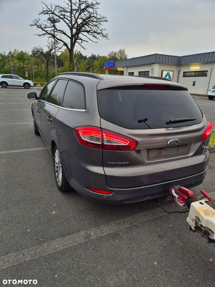 Ford Mondeo 2.0 TDCi ECOnetic Business Edition - 26