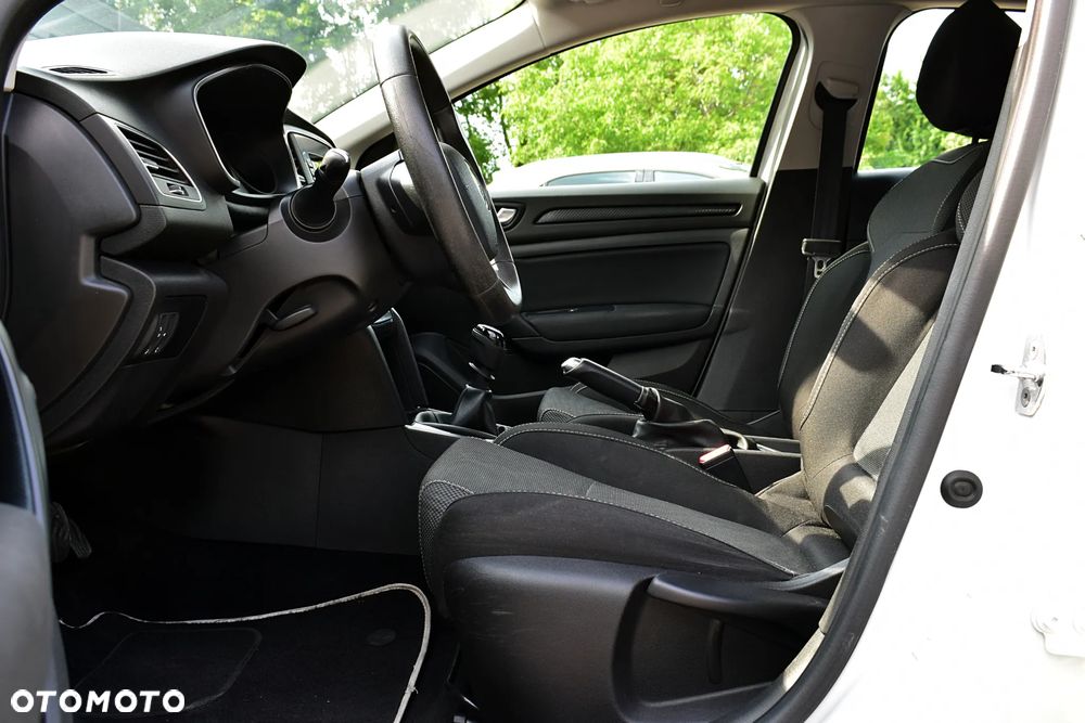 Renault Megane 1.2 Energy TCe Intens - 5