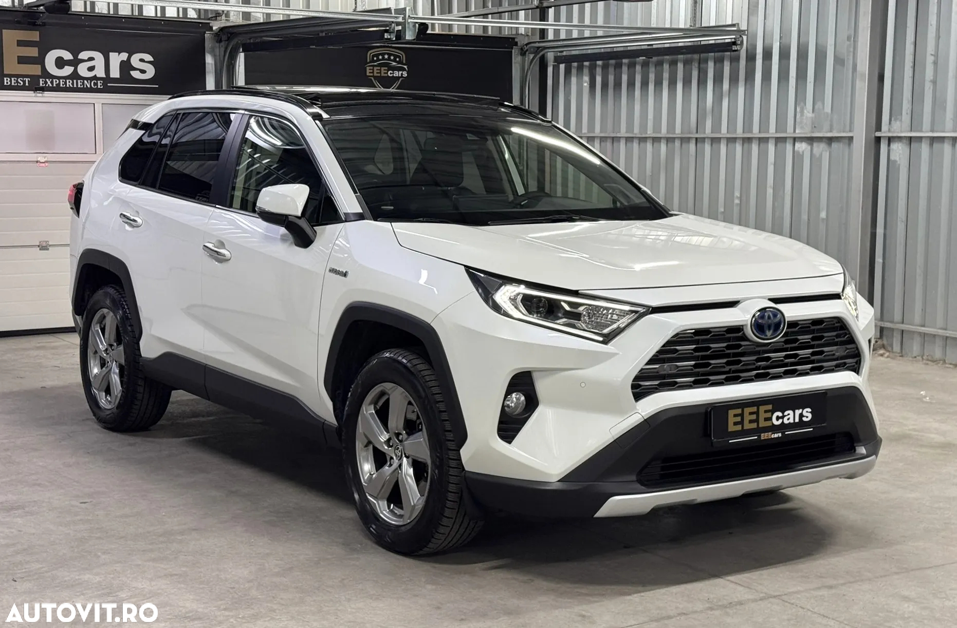 Toyota RAV4 2.5 Hybrid VVT-iE 4x4 Luxury - 24