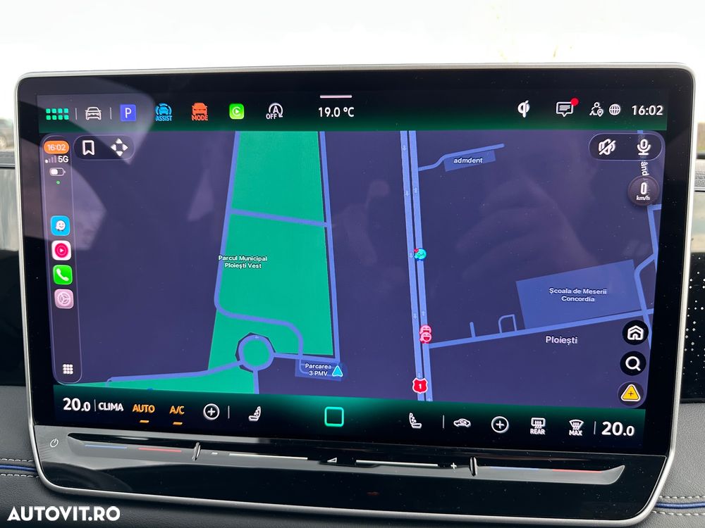 Volkswagen Tiguan 2.0 TDI DSG 4Motion R-Line - 28