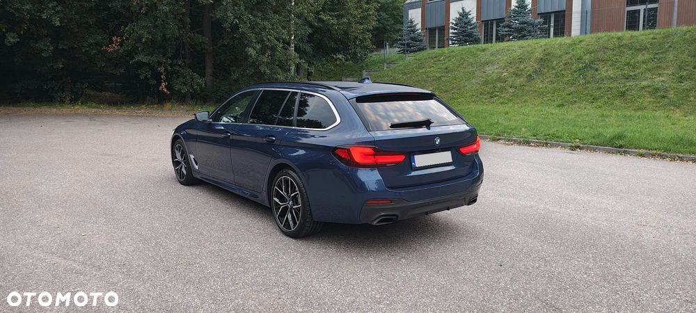 BMW Seria 5 540d xDrive M Sport Edition - 3